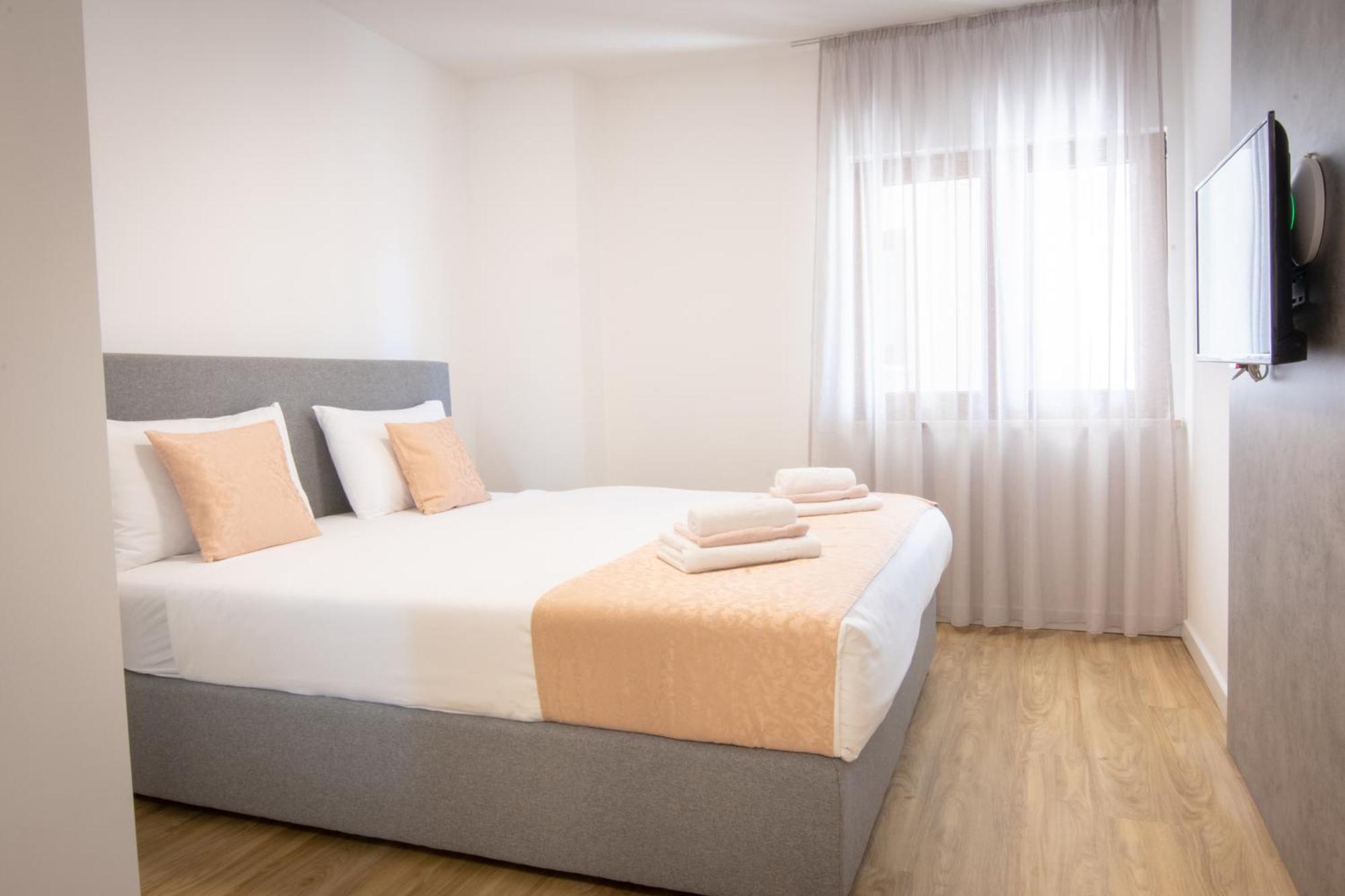 Bed & Breakfast Portun In The Center Baška Voda المظهر الخارجي الصورة