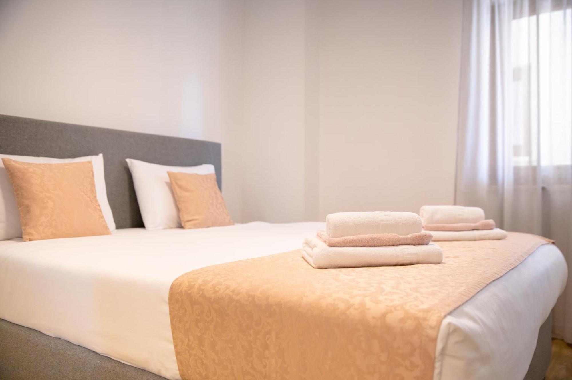 Bed & Breakfast Portun In The Center Baška Voda المظهر الخارجي الصورة