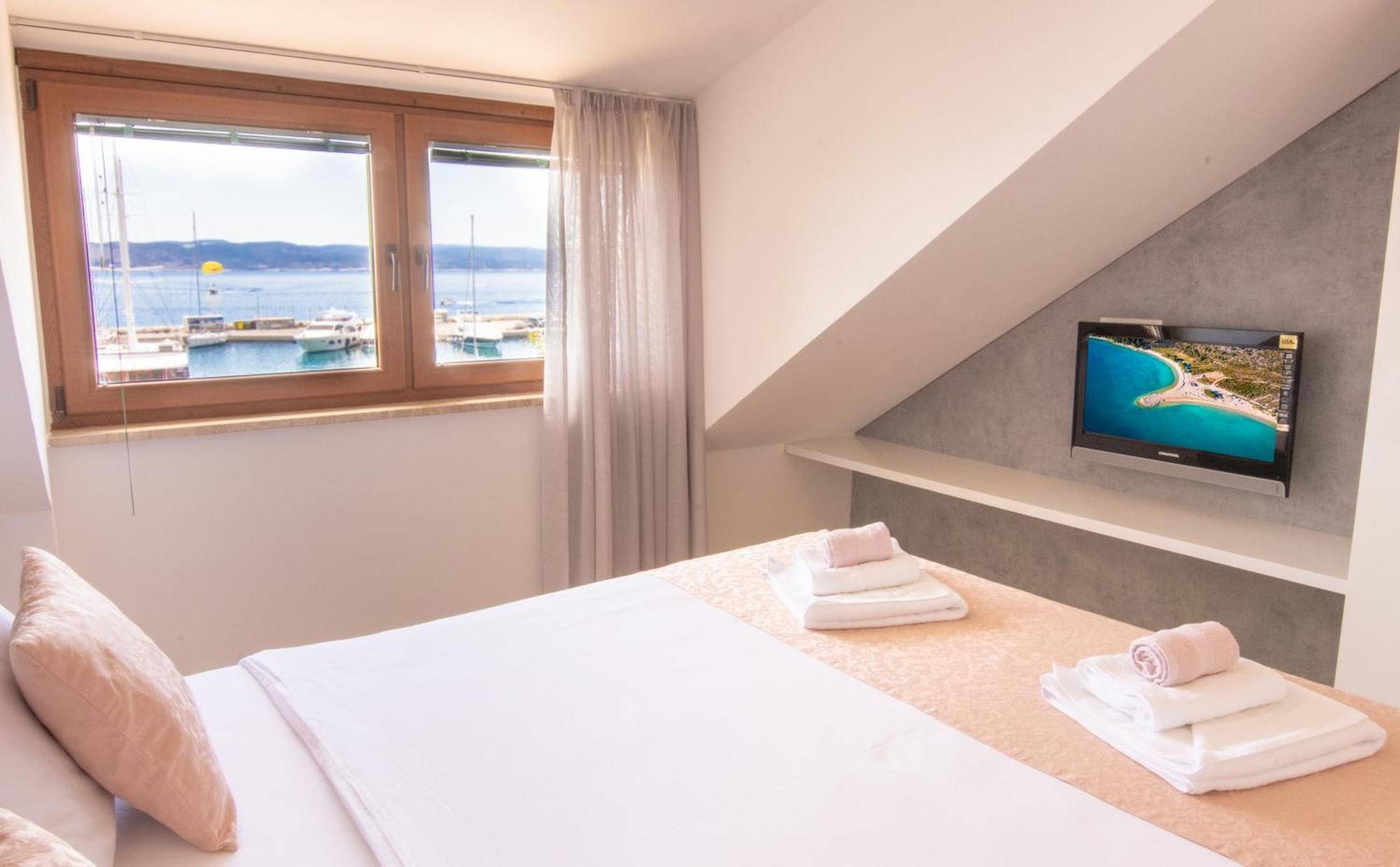 Bed & Breakfast Portun In The Center Baška Voda المظهر الخارجي الصورة