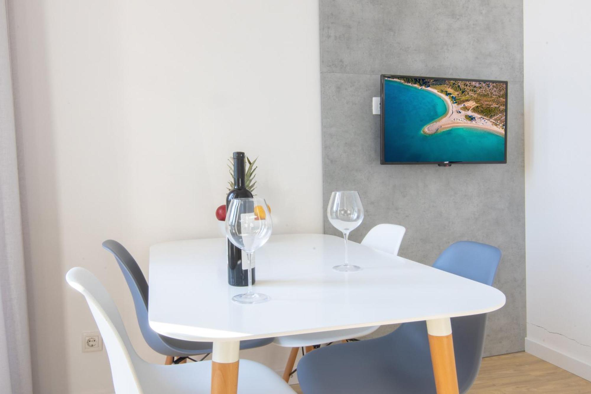 Bed & Breakfast Portun In The Center Baška Voda المظهر الخارجي الصورة