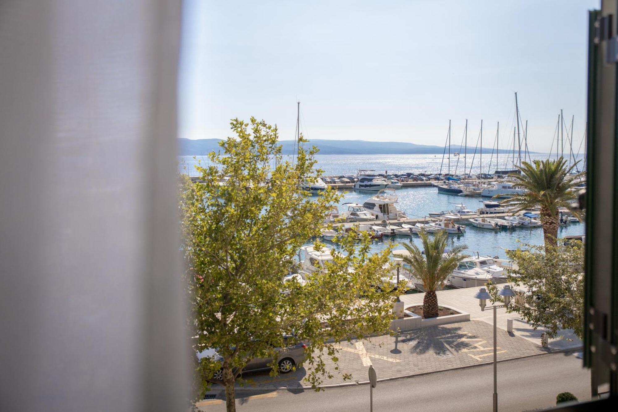 Bed & Breakfast Portun In The Center Baška Voda المظهر الخارجي الصورة