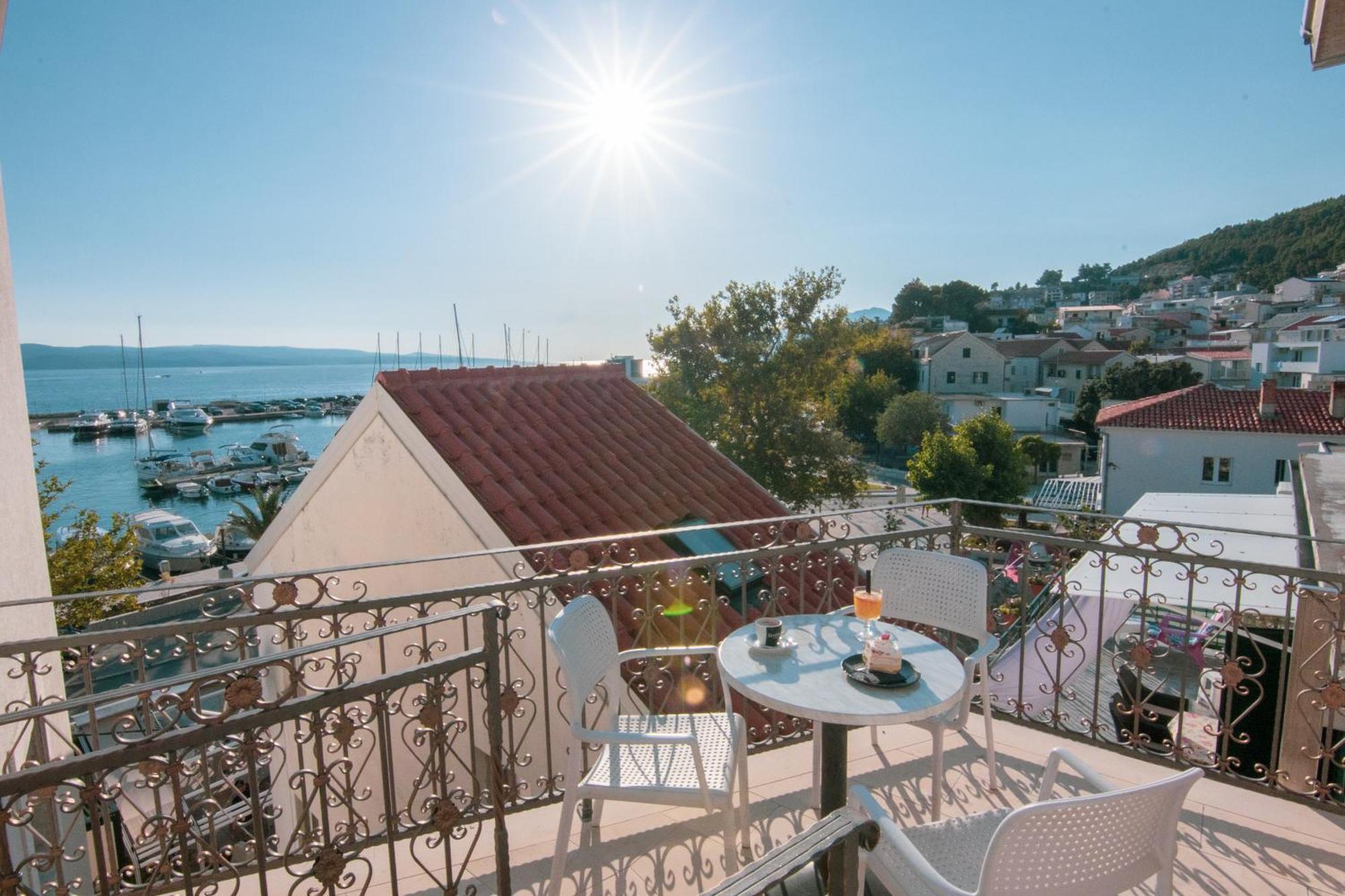 Bed & Breakfast Portun In The Center Baška Voda المظهر الخارجي الصورة