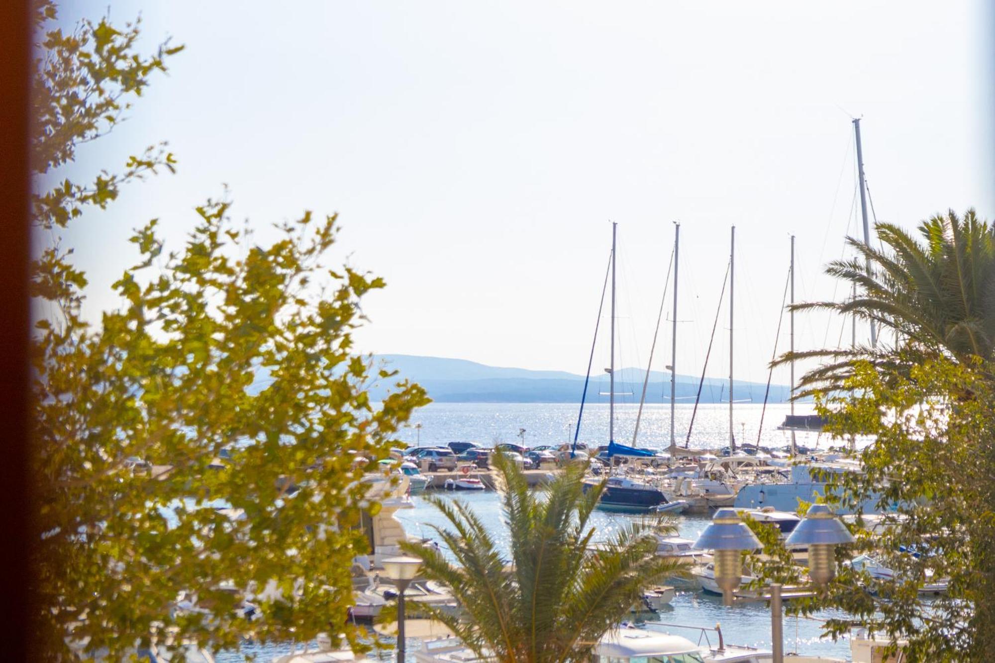 Bed & Breakfast Portun In The Center Baška Voda المظهر الخارجي الصورة