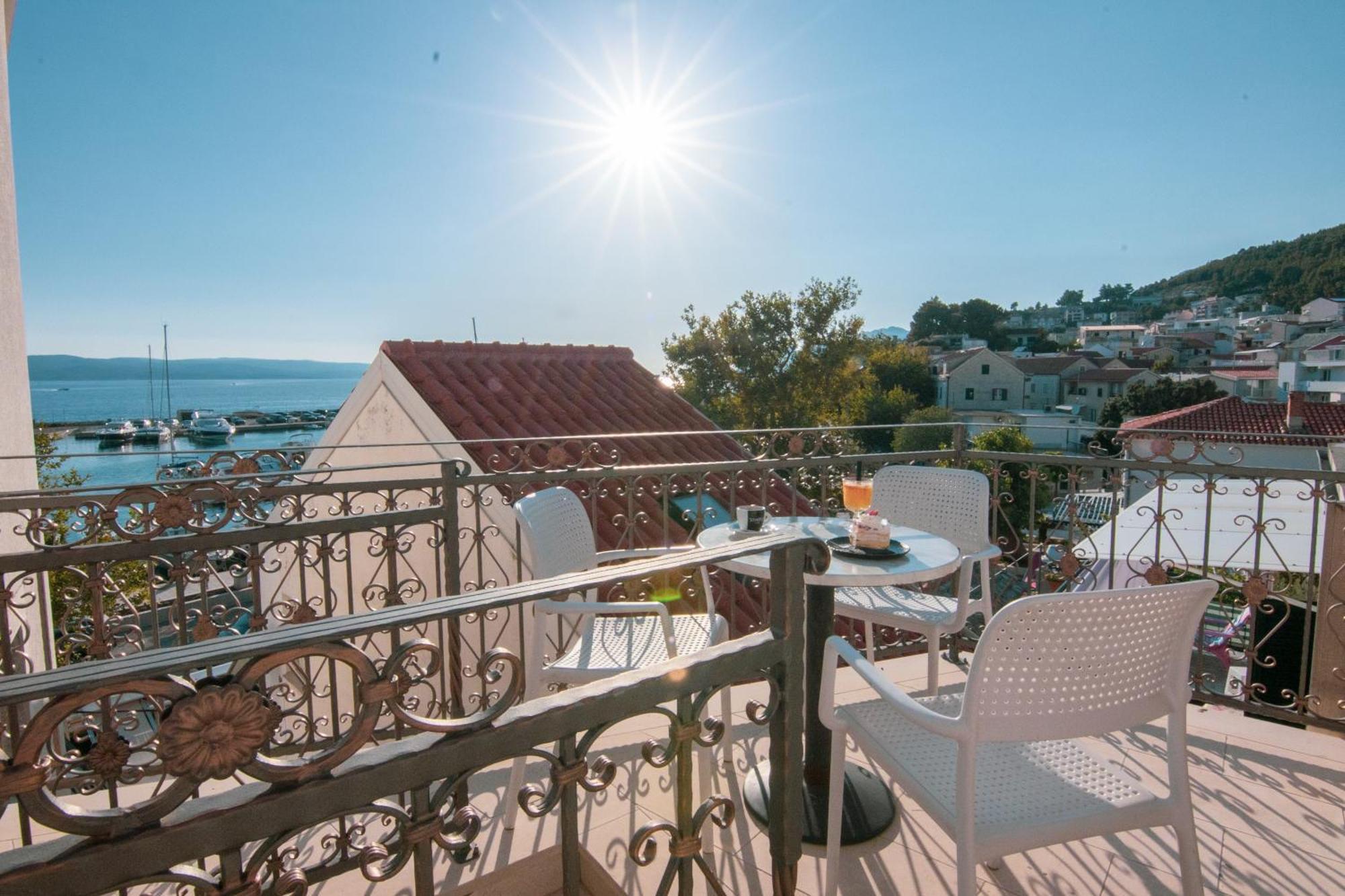 Bed & Breakfast Portun In The Center Baška Voda المظهر الخارجي الصورة
