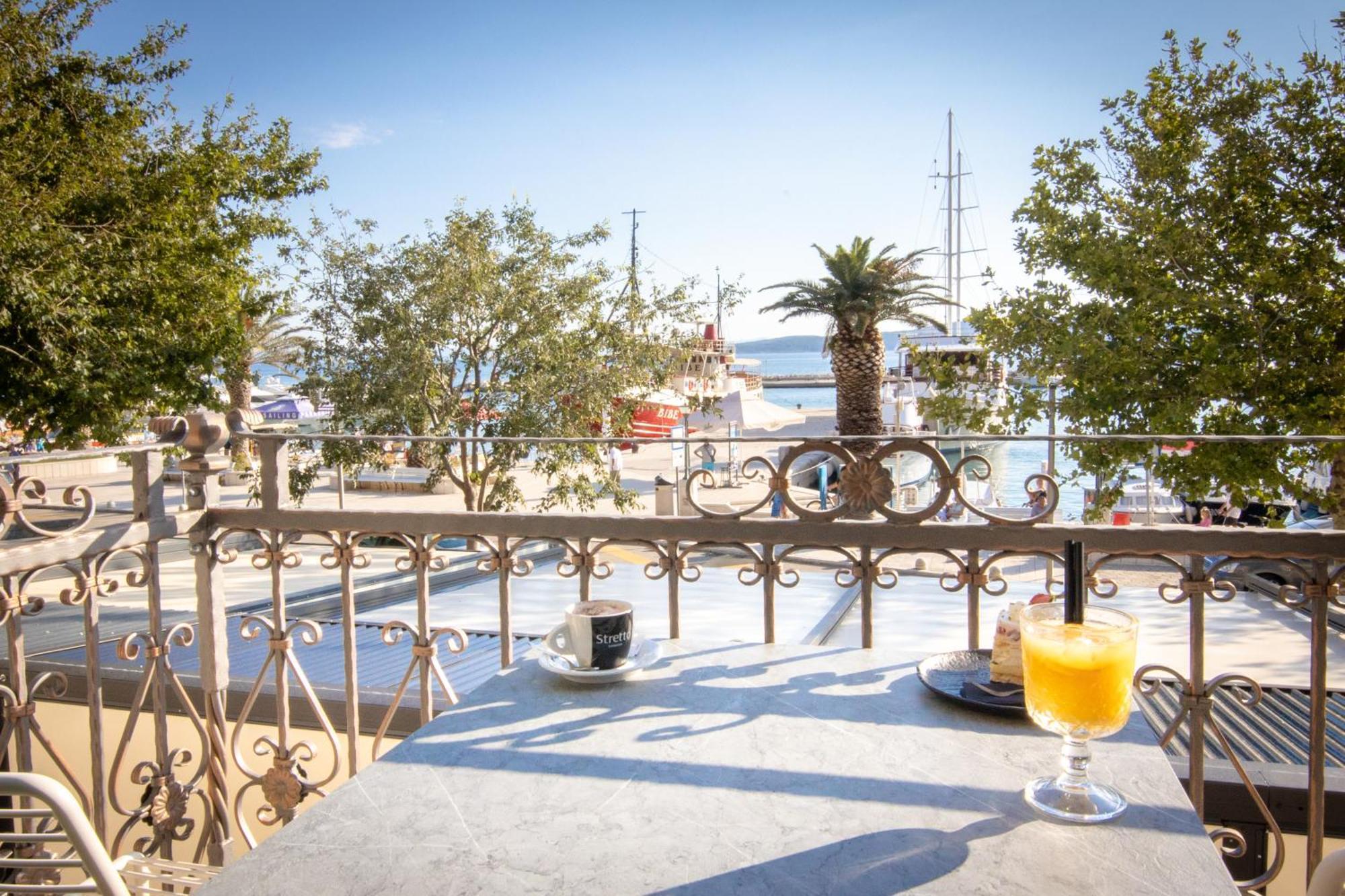 Bed & Breakfast Portun In The Center Baška Voda المظهر الخارجي الصورة